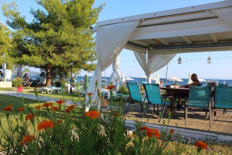 Maras Marinas Home Nikiti  Ngoại thất bức ảnh