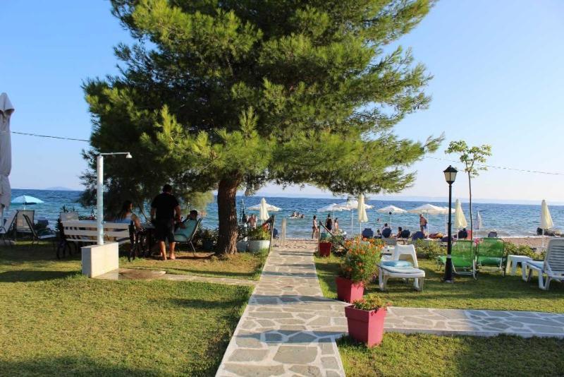 Maras Marinas Home Nikiti  Ngoại thất bức ảnh